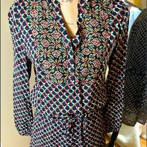 Blouse dress with waist tie